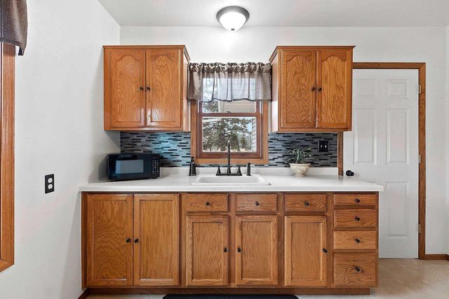 525 DUTTON AVENUE, Green Bay, WI 54304