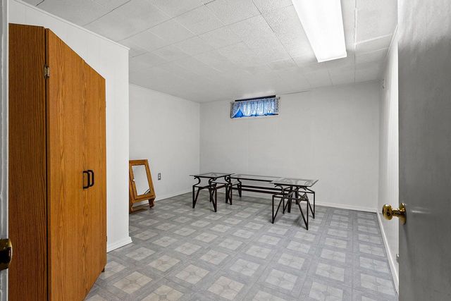 525 DUTTON AVENUE, Green Bay, WI 54304