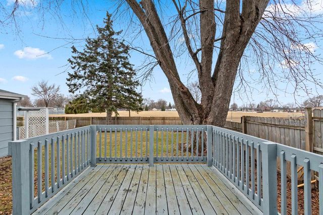 525 DUTTON AVENUE, Green Bay, WI 54304