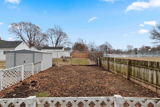 525 DUTTON AVENUE, Green Bay, WI 54304