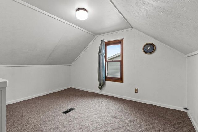 525 DUTTON AVENUE, Green Bay, WI 54304