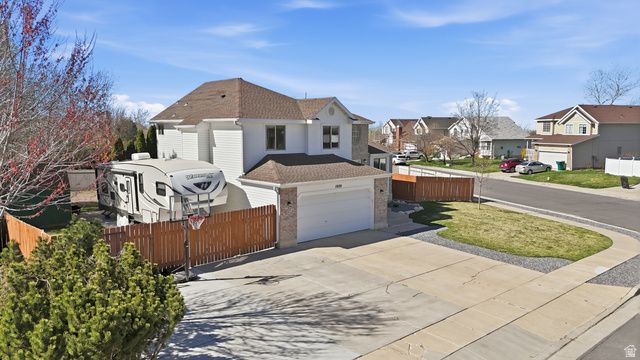 1020 E 1500 N, Layton, UT 84040