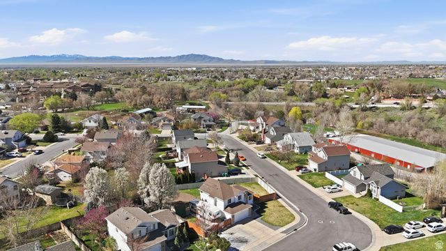 1020 E 1500 N, Layton, UT 84040