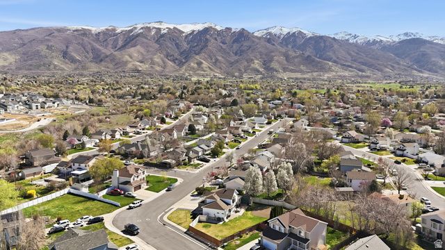 1020 E 1500 N, Layton, UT 84040