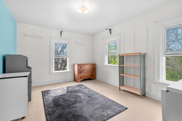 2126 Fairfield Road, Portage City, MI 49002