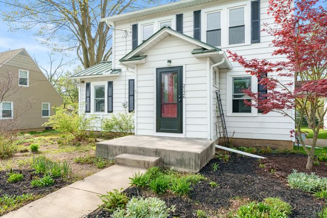 2126 Fairfield Road, Portage City, MI 49002