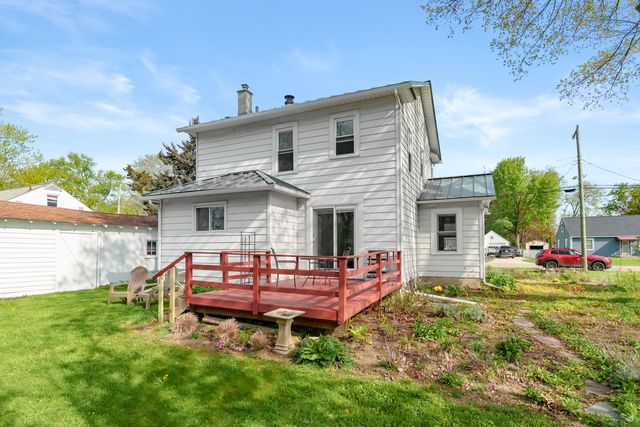 2126 Fairfield Road, Portage City, MI 49002