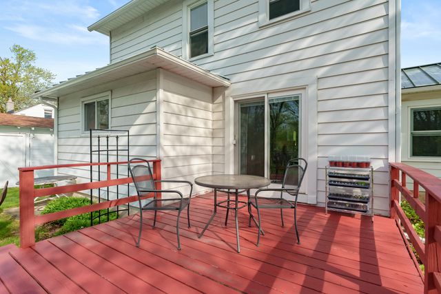 2126 Fairfield Road, Portage City, MI 49002