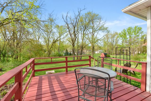 2126 Fairfield Road, Portage City, MI 49002