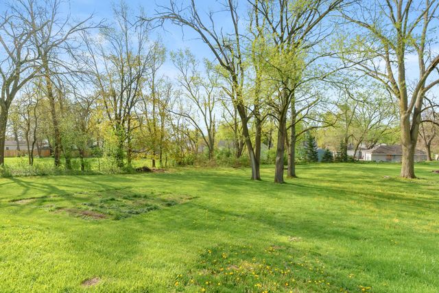 2126 Fairfield Road, Portage City, MI 49002