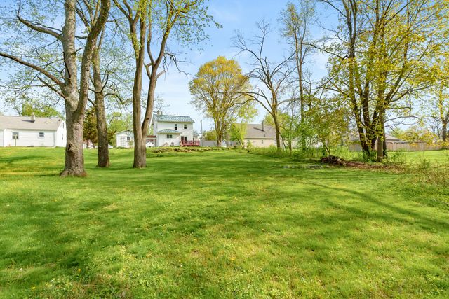 2126 Fairfield Road, Portage City, MI 49002