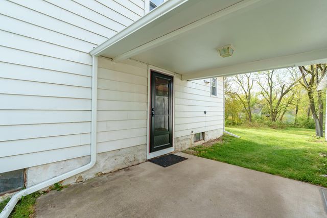 2126 Fairfield Road, Portage City, MI 49002