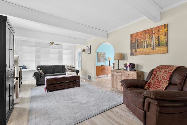 2126 Fairfield Road, Portage City, MI 49002