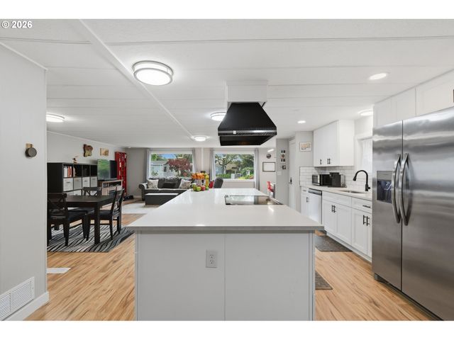 5404 Ne 121ST Ave 17, Vancouver, WA 98682