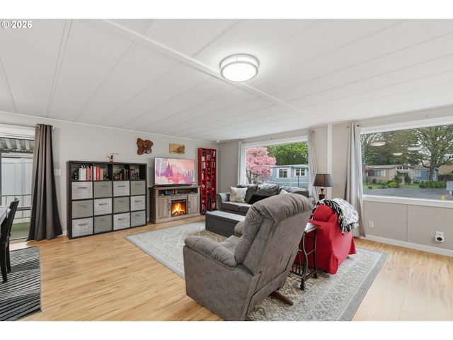 5404 Ne 121ST Ave 17, Vancouver, WA 98682