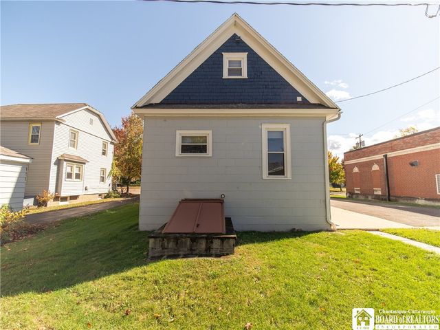 9 Maple Street, Ellery, NY 14712