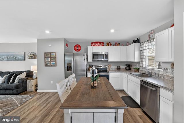 7069 WISE LN, King George, VA 22485