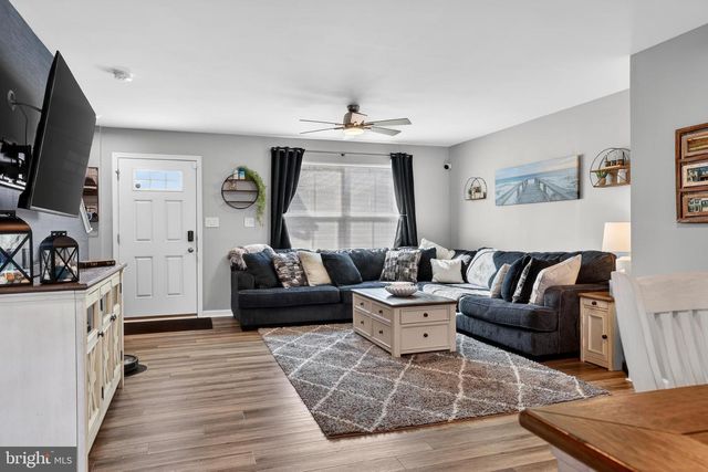 7069 WISE LN, King George, VA 22485