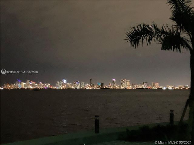 7501 E Treasure Dr 8A, North Bay Village, FL 33141