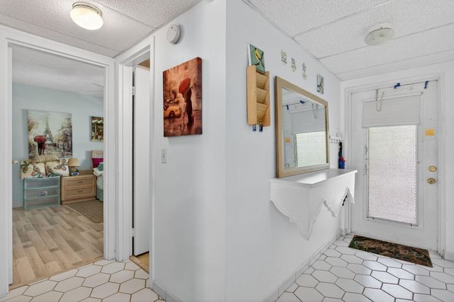 1030 Country Club Drive 407, Margate, FL 33063