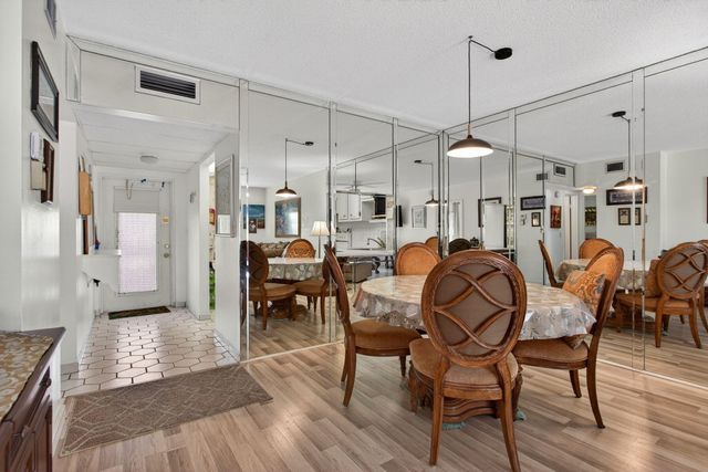 1030 Country Club Drive 407, Margate, FL 33063