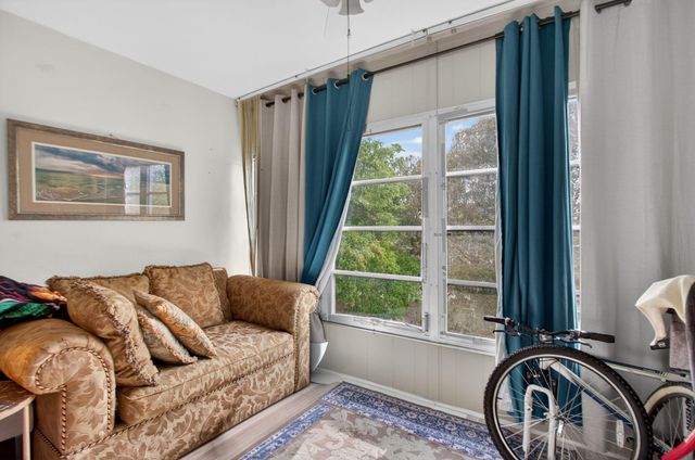 1030 Country Club Drive 407, Margate, FL 33063