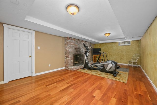 10 Park Ln, Brewster, MA 02631