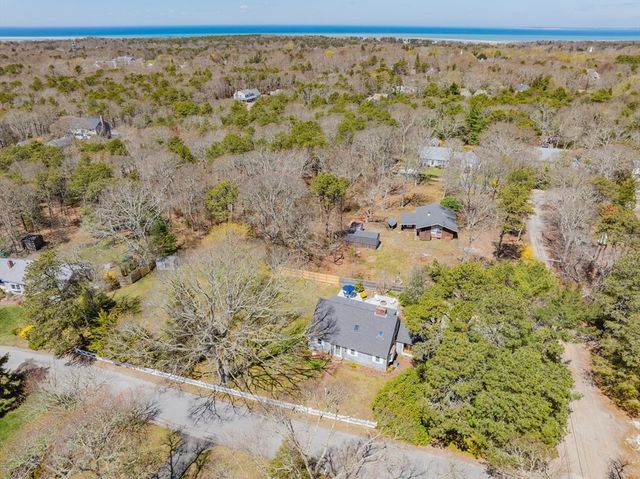 10 Park Ln, Brewster, MA 02631