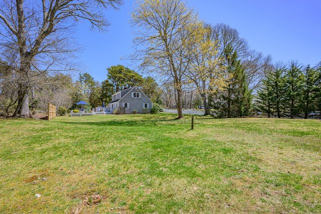 10 Park Ln, Brewster, MA 02631