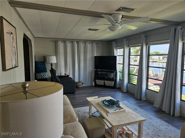 45 Aquamarine AVE 45Q, Naples, FL 34114