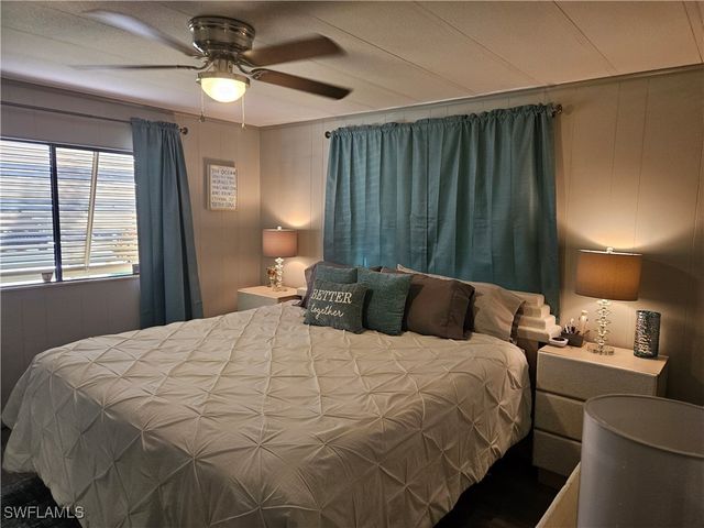 45 Aquamarine AVE 45Q, Naples, FL 34114