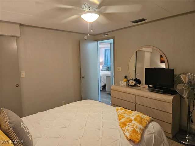 45 Aquamarine AVE 45Q, Naples, FL 34114