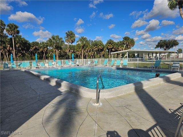 45 Aquamarine AVE 45Q, Naples, FL 34114