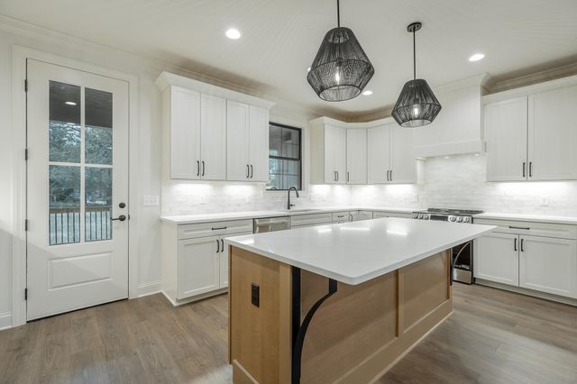 7383 Ferrell Farms Drive, Harrison, TN 37341