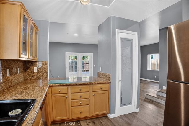 9354 Burnet 105, North Hills, CA 91343