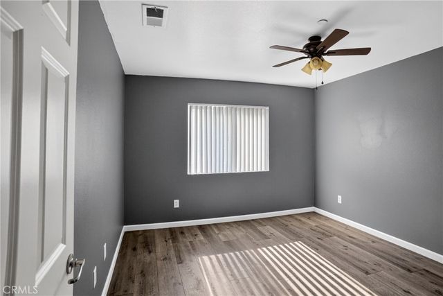 9354 Burnet 105, North Hills, CA 91343