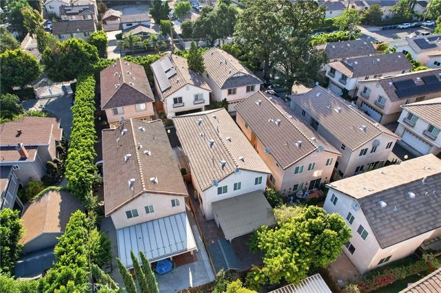 9354 Burnet 105, North Hills, CA 91343