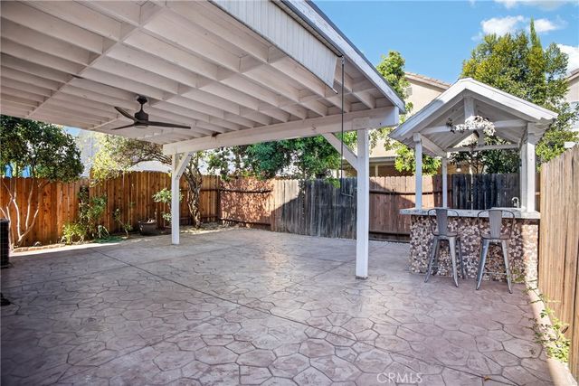 9354 Burnet 105, North Hills, CA 91343