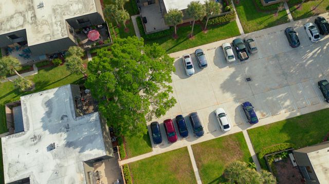 2604 26th Way, West Palm Beach, FL 33407