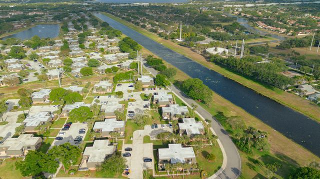 2604 26th Way, West Palm Beach, FL 33407