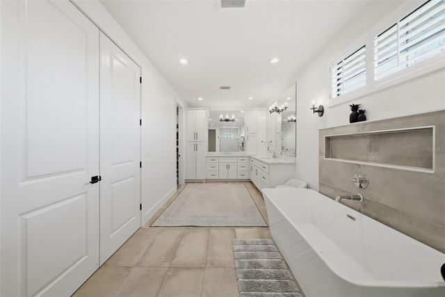 3508 W EUCLID AVENUE, Tampa, FL 33629