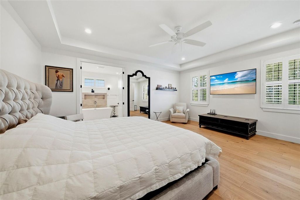 Image 29 of property listing at 3508 W EUCLID AVENUE, Tampa, FL 33629