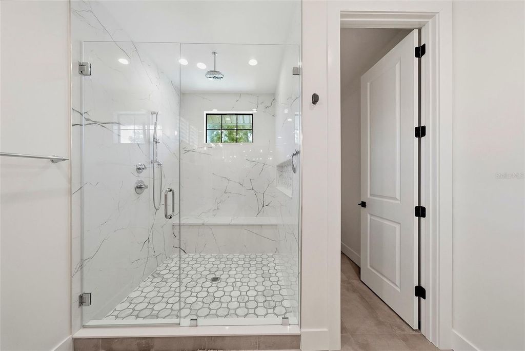 Image 32 of property listing at 3508 W EUCLID AVENUE, Tampa, FL 33629