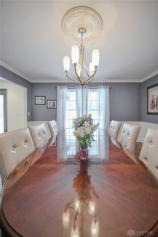 224 Roscommon Drive, Springfield, OH 45503