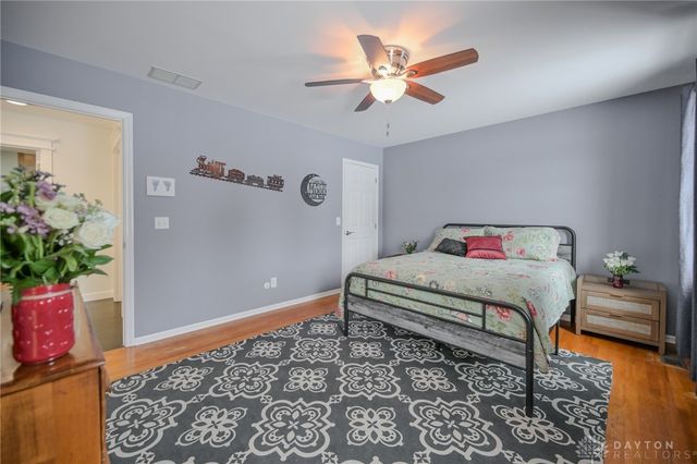 224 Roscommon Drive, Springfield, OH 45503