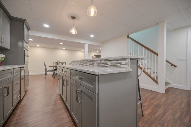 224 Roscommon Drive, Springfield, OH 45503