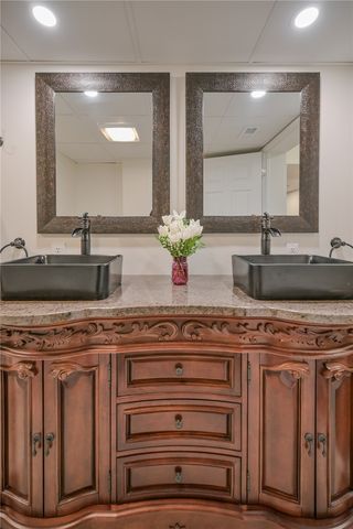 224 Roscommon Drive, Springfield, OH 45503