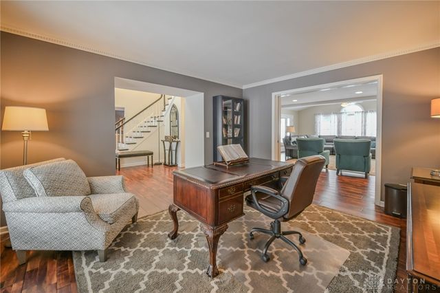 224 Roscommon Drive, Springfield, OH 45503