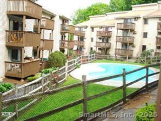 38 Padanaram Avenue 1, Danbury, CT 06811