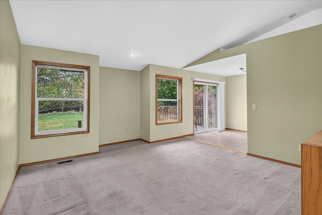 16115 E LONGFELLOW Ave, Spokane Valley, WA 99216 photo 5